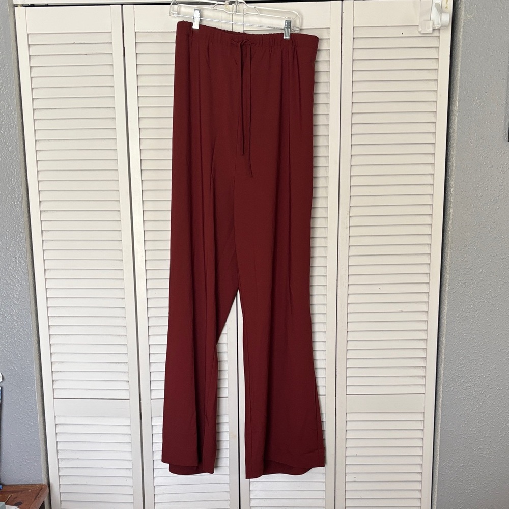 Torrid Burgundy Wide Leg Crepe Pants